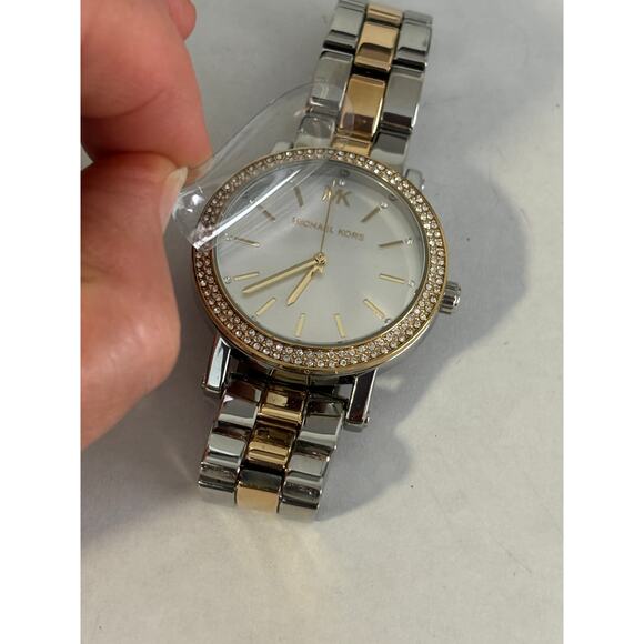 Michael Kors Womens Watch New Without Tags - Picture 2 of 4